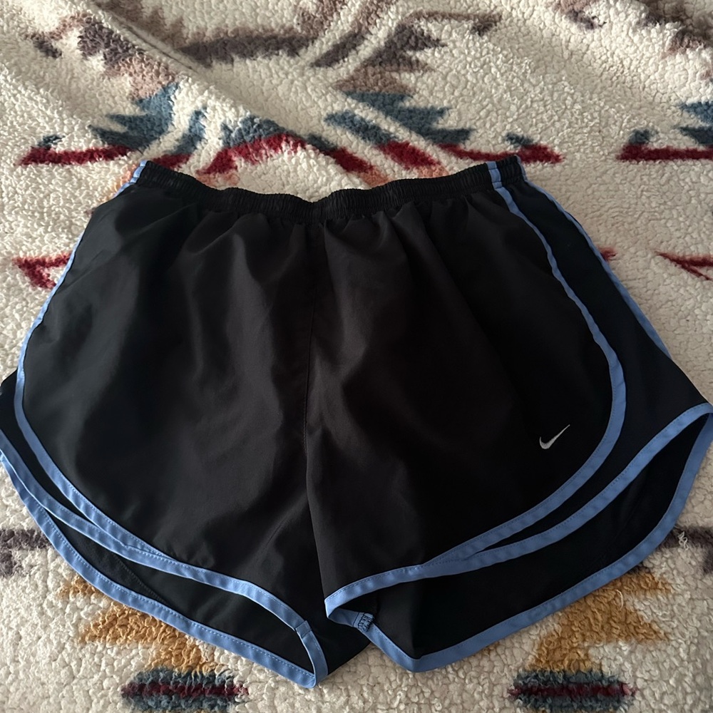 Nike & Under Armour Athletic Shorts bundle - Picture 5 of 5